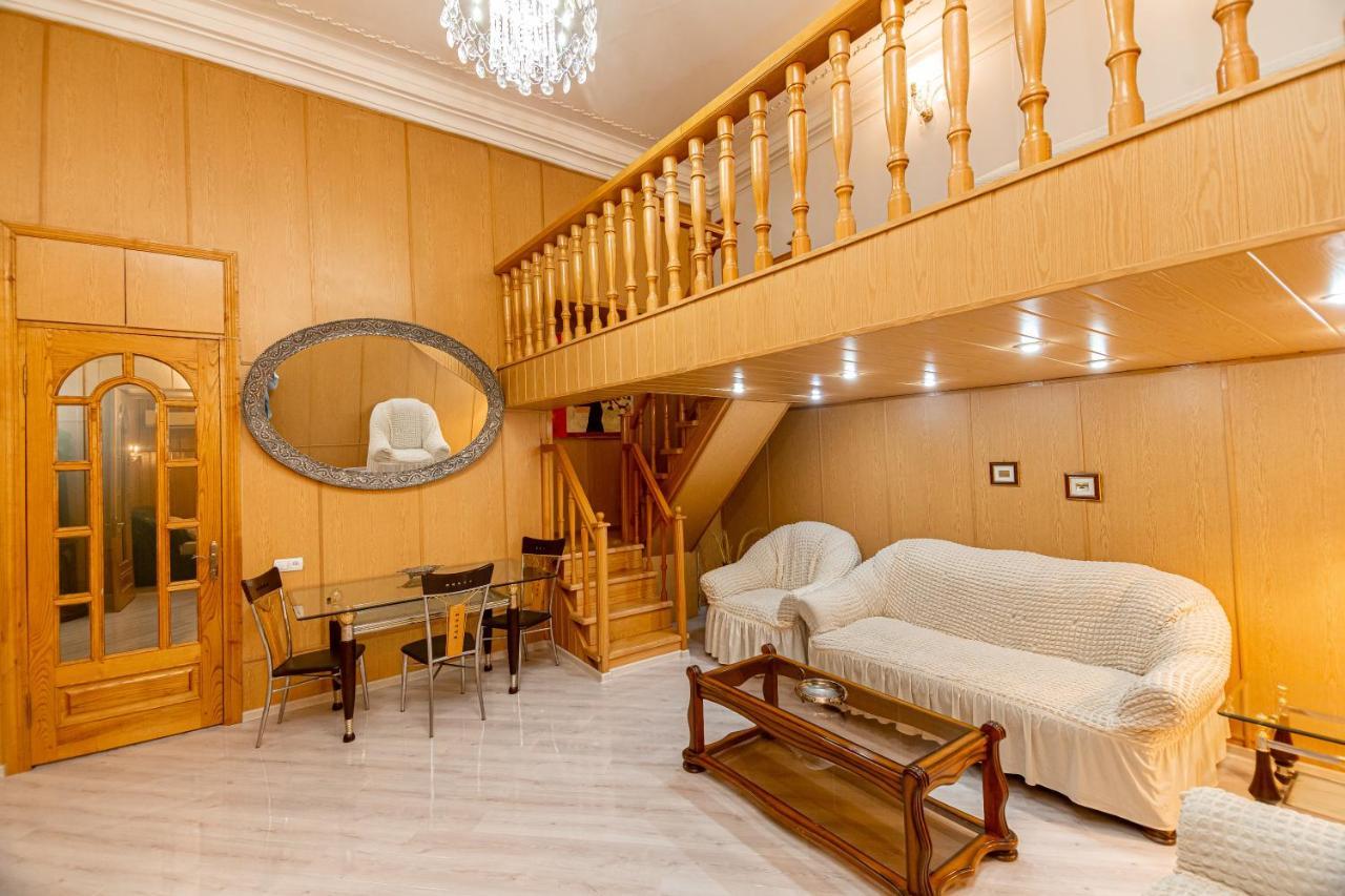 Rustaveli Downtown Apartment Tbilisi