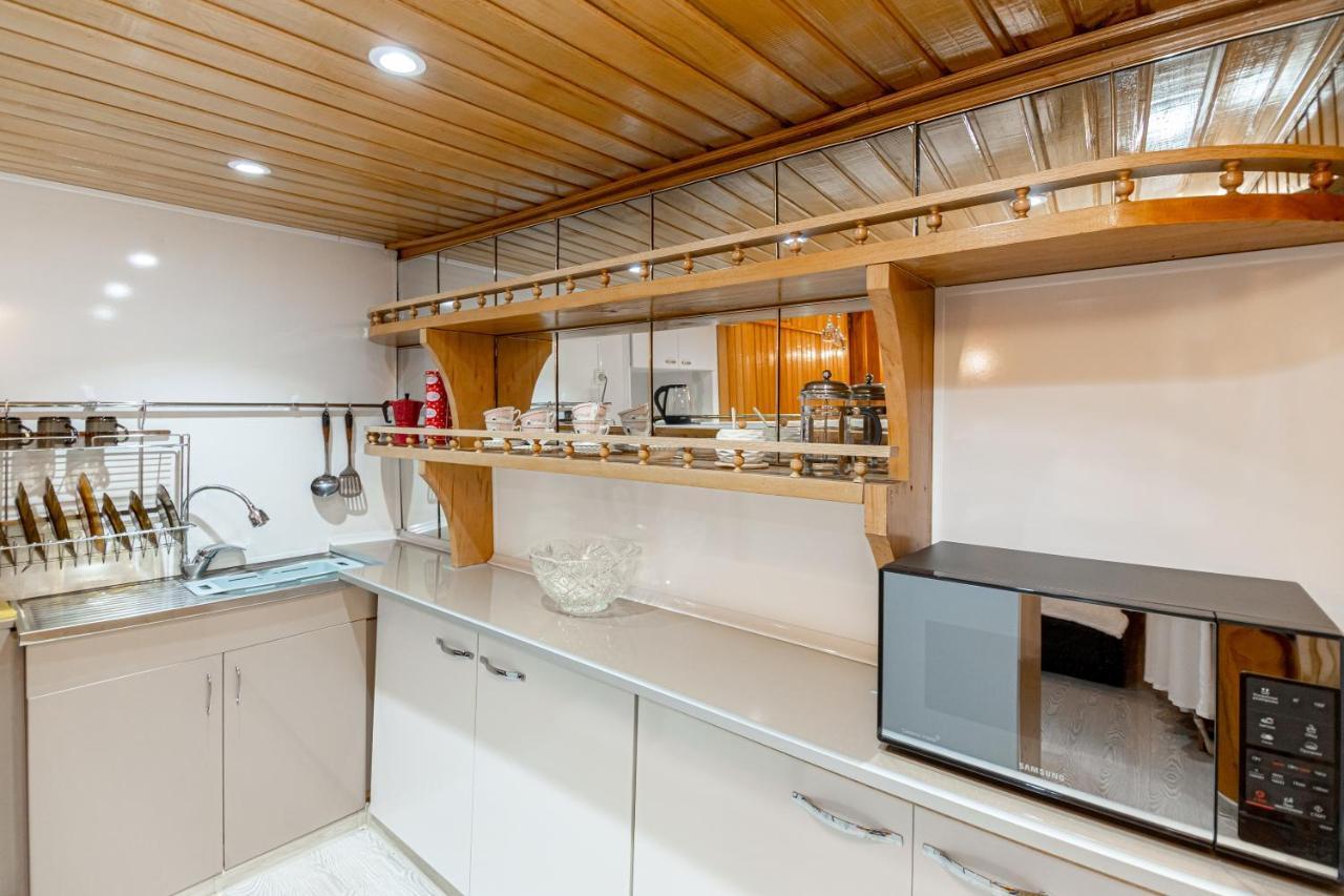 Rustaveli Downtown Apartment