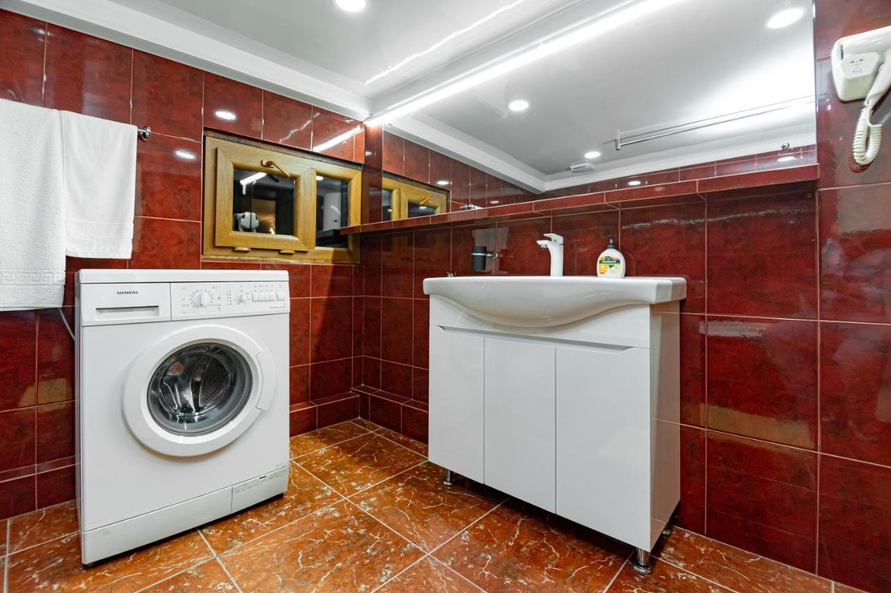 Rustaveli Downtown Apartment